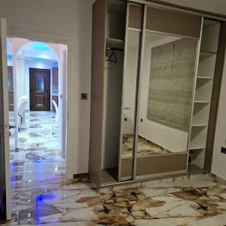 Luxury 5br Private With Pool - Chloraka *