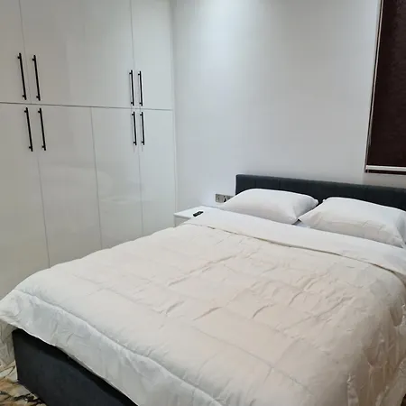 Villa Luxury 5br Private With Pool - Chloraka *