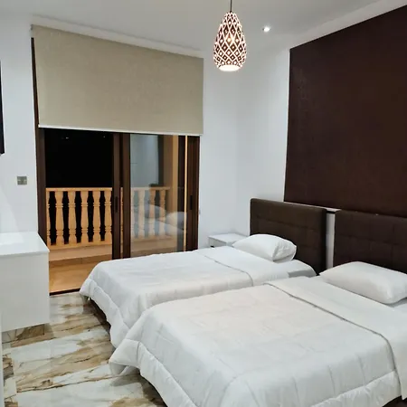 Luxury 5br Private With Pool - Βίλα Πάφος