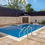 Luxury 5br Private With Pool - Paphos 别墅 Paphos