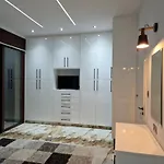 Luxury 5br Private With Pool - Paphos 别墅 *