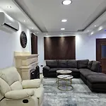 Luxury 5br Private With Pool - Paphos 别墅 Paphos