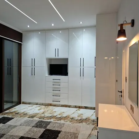 Luxury 5Br Private Villa With Pool - Chloraka فيلة *