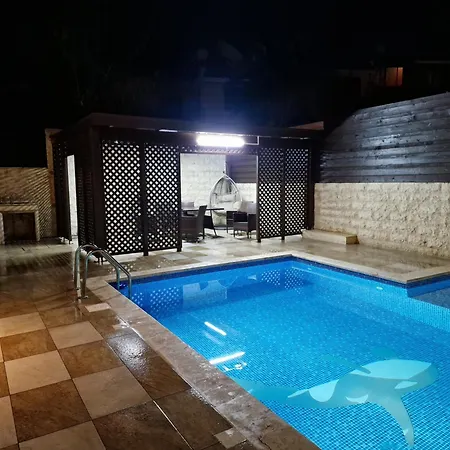 Luxury 5Br Private Villa With Pool - Chloraka Willa